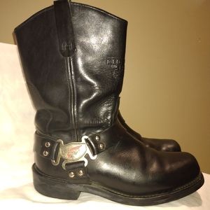 Men's size 9.5 Red Wing harness motorcycle boots.